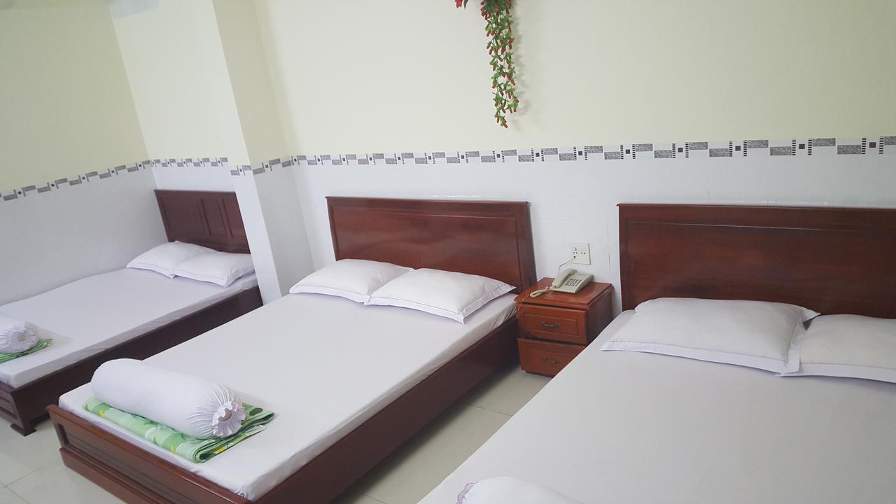 Huynh Nhu Hotel Ca Mau Exterior photo