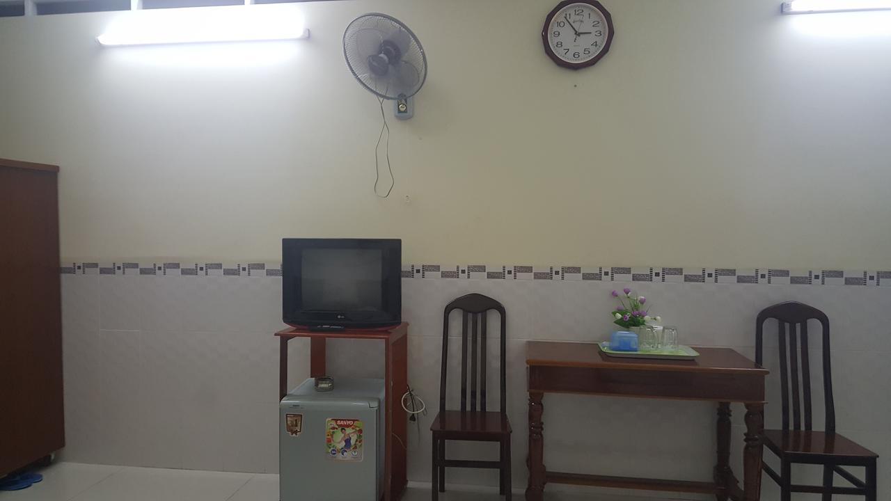 Huynh Nhu Hotel Ca Mau Exterior photo